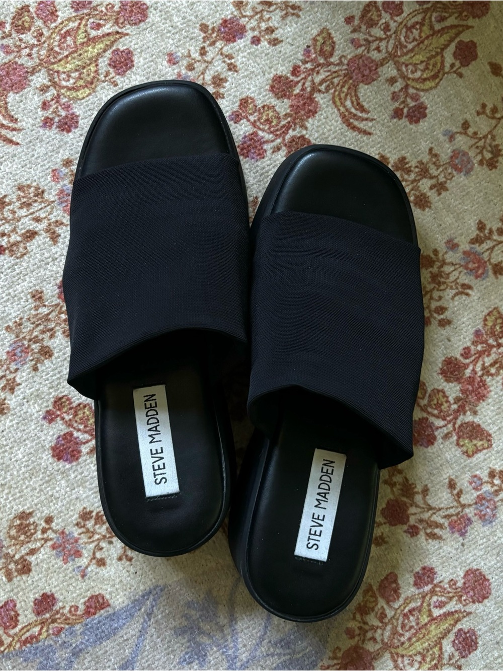 Steve Madden Black Platform Slides - Picture 4 of 5
